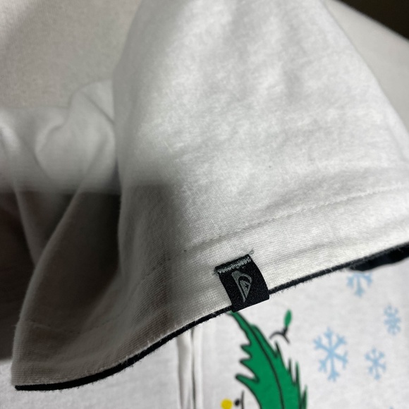 Reversible Quicksilver Hoodie Large - White Christmas theme one side and Blk os - Picture 3 of 6